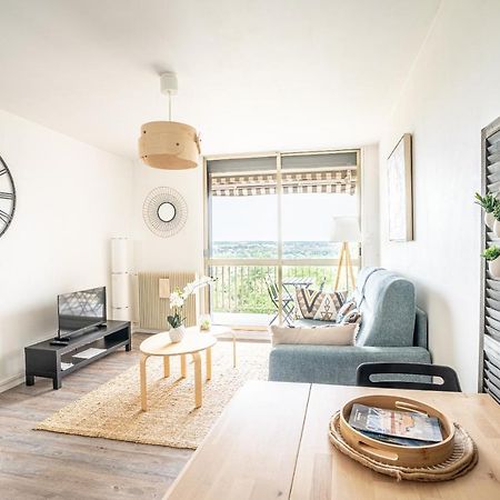 Апартаменты Le Chaumont - Appt 4 Personnes Монришар Экстерьер фото